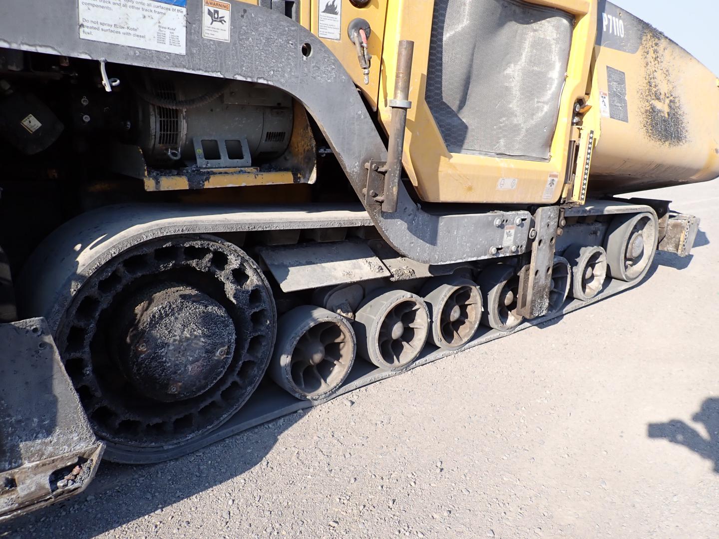 ./imagenes/INVOICE/2019/16497/PAVIMENTADORA VOLVO_P7110 (4).JPG